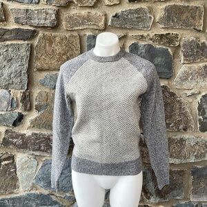 J. Crew Factory NWOT Wool Knit Raglan Sleeve Herringbone Sweater in Gray Size XS